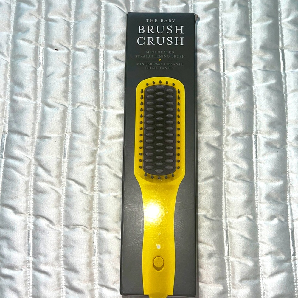 Drybar heated straightening brush